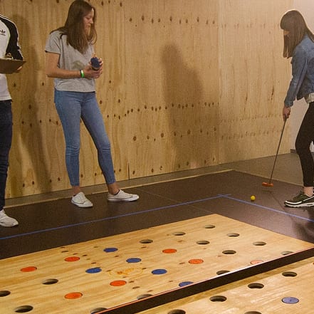 Bis zu 10% Rabatt auf den Golf – Minigolf – Schwarzlicht bei Laserstar Berlin Berlin OXGE.com Special Offers, Deals & Discounts in Germany