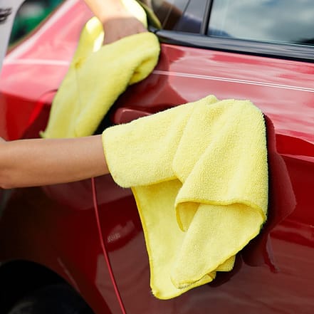 Bis zu 34% Rabatt auf den Professionelle Autopflege (innen und außen) bei EMOs Autopflegedienst Berlin OXGE.com Special Offers, Deals & Discounts in Germany