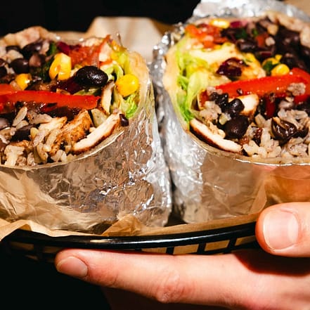 Burrito, Bowl oder Salat nach Wahl mit Chips, Getränk & Guacamole Dip Hamburg OXGE.com Special Offers, Deals & Discounts in Germany