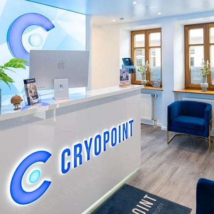 CryoFacial-Anwendung für straffere Haut Augsburg OXGE.com Special Offers, Deals & Discounts in Germany