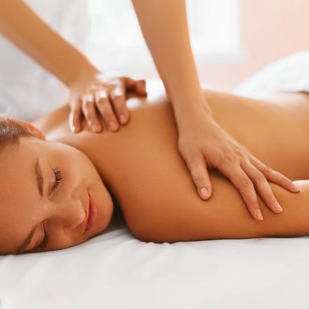 30-60 Min. Ganzkörpermassage für 1 Person inkl. Getränk Berlin OXGE.com Special Offers, Deals & Discounts in Germany