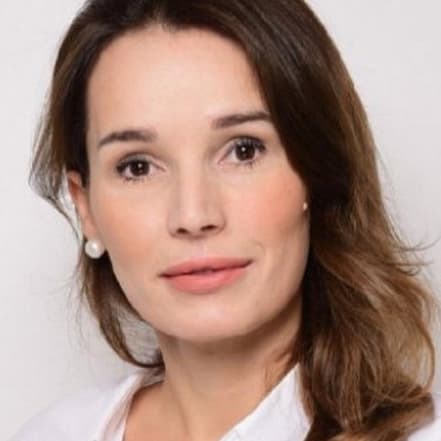 Facial – Eigenblut Düsseldorf OXGE.com Special Offers, Deals & Discounts in Germany