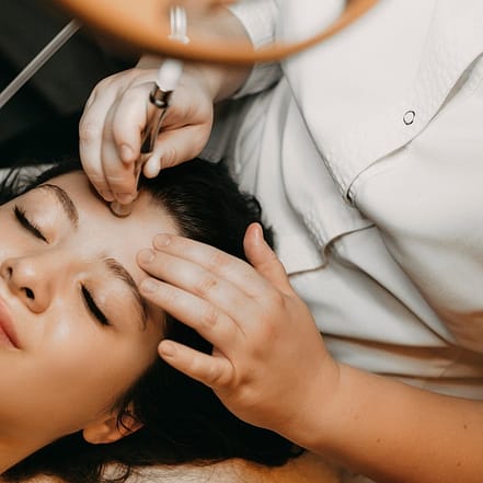 Facial inkl. Mikrodermabrasion München OXGE.com Special Offers, Deals & Discounts in Germany