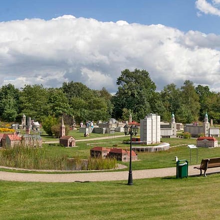 1 Familienticket für den Modellpark Berlin-Brandenburg Berlin OXGE.com Special Offers, Deals & Discounts in Germany