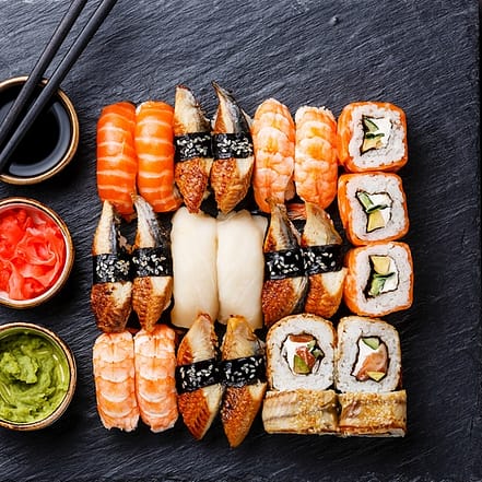 Frische Sushi-Kreationen: Sushi Jumbo Box für 2 Personen Essen OXGE.com Special Offers, Deals & Discounts in Germany