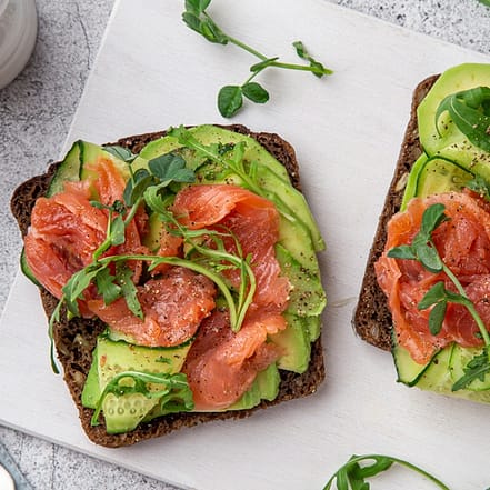 Geröstetes Sauerteigbrot mit Topping nach Wahl für 2 oder 4 Personen Berlin OXGE.com Special Offers, Deals & Discounts in Germany