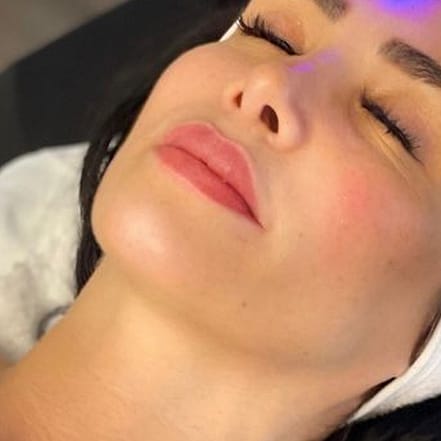 Gua-Sha-Gesichts-Massage / Radiofrequenz-/Hydration Gesichtsbehandlung Berlin OXGE.com Special Offers, Deals & Discounts in Germany