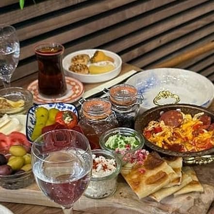 Mediterranes / Veganes Frühstück oder traditioneller Vorspeisenteller Köln OXGE.com Special Offers, Deals & Discounts in Germany