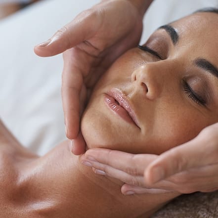 Öl-Massage & Gesichtsbehandlung Berlin OXGE.com Special Offers, Deals & Discounts in Germany