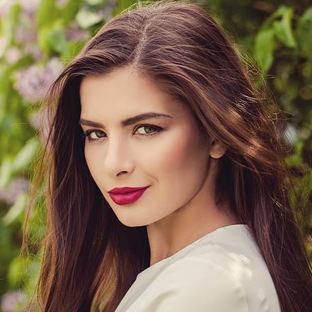 Permanent Make-up mit optionaler Nachbehandlung an 1 Zone für 1 Person Essen OXGE.com Special Offers, Deals & Discounts in Germany
