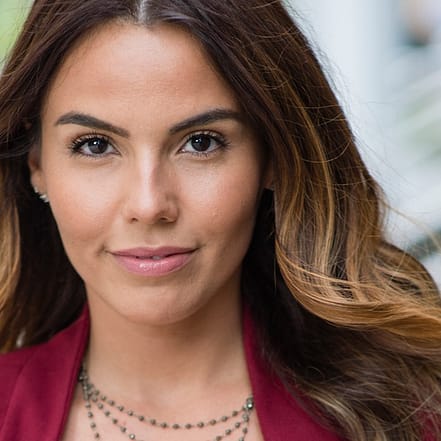 90 Min. Microblading-Behandlung für die Augenbrauen inkl. Auffrischung Essen OXGE.com Special Offers, Deals & Discounts in Germany 3