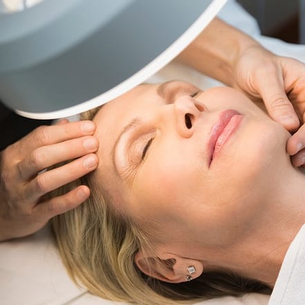 Plasma-Lift an den Augenlidern Berlin OXGE.com Special Offers, Deals & Discounts in Germany