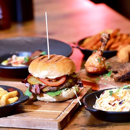 Premium Burger mit Beilage & Dessert nach Wahl für 1, 2 oder 4 Pers. Berlin OXGE.com Special Offers, Deals & Discounts in Germany