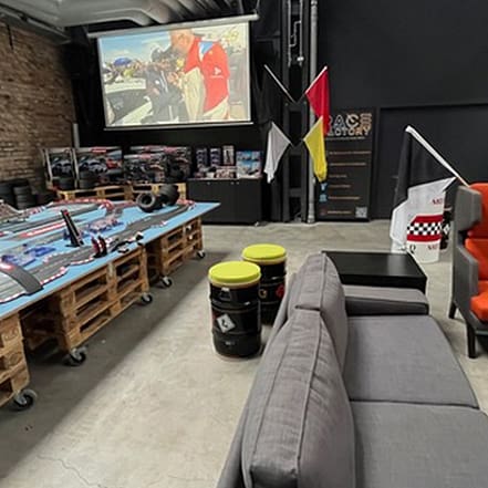 Realistische Rennsimulation: 60 Min. Race Time für 1-4 Personen Berlin OXGE.com Special Offers, Deals & Discounts in Germany