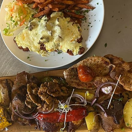 Schlemmen ohne Ende: Schnitzel All-you-can-eat für bis zu 4 Personen Düsseldorf OXGE.com Special Offers, Deals & Discounts in Germany
