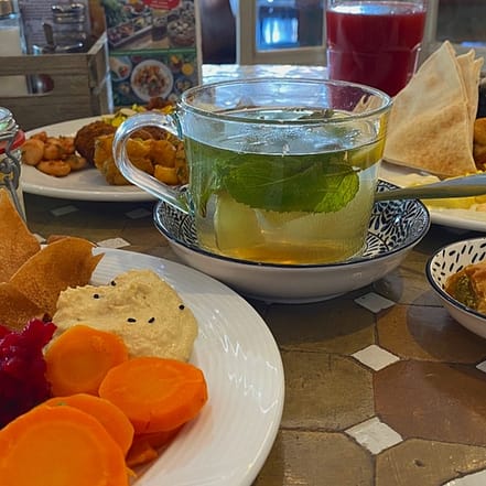 Schlemmen pur: Orientalischer Sonntags-Brunch für 1, 2 oder 4 Personen Hamburg OXGE.com Special Offers, Deals & Discounts in Germany