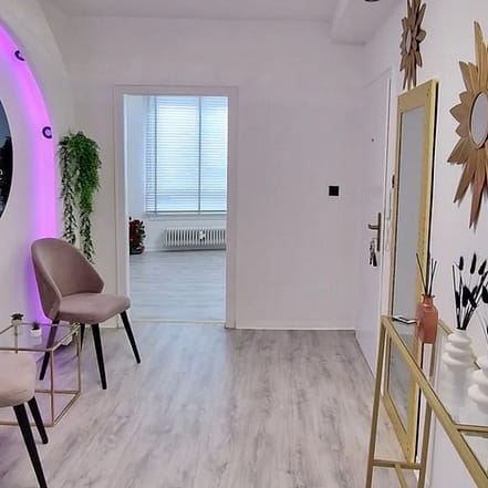Seidig-glattes Haar: Keratin-Haarbehandlung für 1 Person Frankfurt OXGE.com Special Offers, Deals & Discounts in Germany
