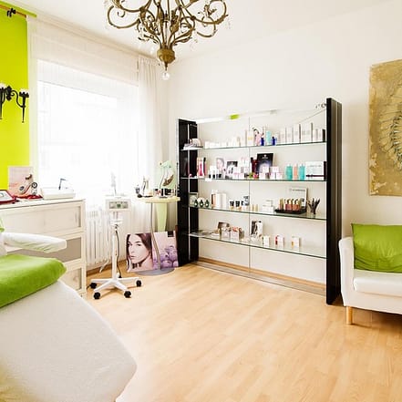 Strahlend schön: Gesichtsbehandlung nach Wahl Düsseldorf OXGE.com Special Offers, Deals & Discounts in Germany