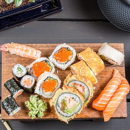 Üppiges, japanisches Festmahl: 3-Gänge-Menü mit großer Sushi-Platte Dresden OXGE.com Special Offers, Deals & Discounts in Germany