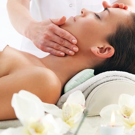 Wellness pur: 75 Min. Aromaöl-Ganzkörpermassage für 1 Person Köln OXGE.com Special Offers, Deals & Discounts in Germany