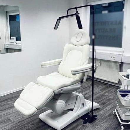 Wertgutschein über 149 € anrechenbar auf Behandlungen mit Hyaluron Frankfurt OXGE.com Special Offers, Deals & Discounts in Germany