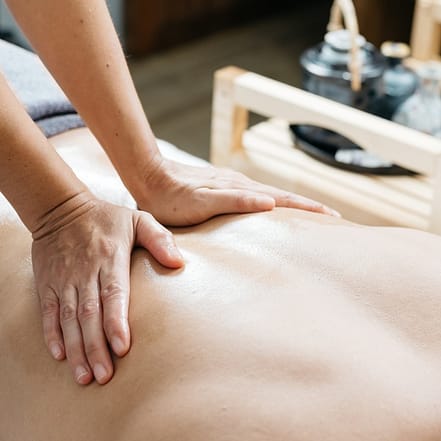 Wohltuende Auszeit: 30 oder 70 Min. Fazientherapie-Ganzkörpermassage Berlin OXGE.com Special Offers, Deals & Discounts in Germany