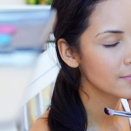 Zeit sparen beim Schminken: Permanent Make-up für Lippen – 1 Person Düsseldorf OXGE.com Special Offers, Deals & Discounts in Germany