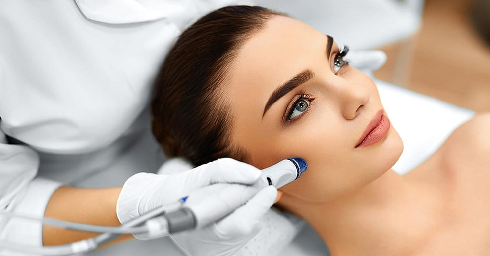 1 oder 2 Aqua-Facial-Gesichtsbehandlungen für 1 Person Hamburg OXGE.com Special Offers, Deals & Discounts in Germany