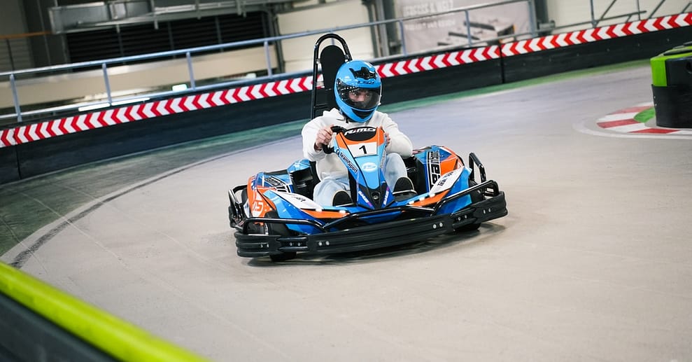 1 oder 2 E-Karting á 15 Min. inkl. Helm & Sturmhaube für 1 Person Osnabrück OXGE.com Special Offers, Deals & Discounts in Germany
