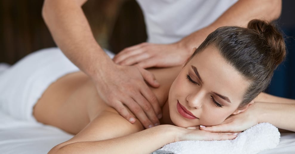 1 oder 2x 30 Min. Professionelle Rücken-Massage für 1 Person Essen OXGE.com Special Offers, Deals & Discounts in Germany