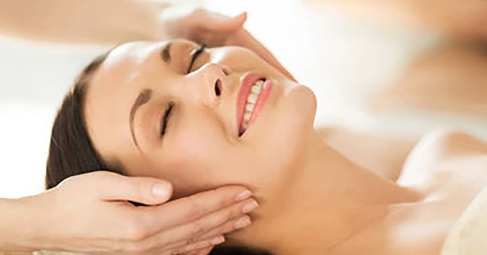 1 oder 4 Behandlungen: Klassisches Bio-Microneedling oder Anti-Aging Düsseldorf OXGE.com Special Offers, Deals & Discounts in Germany