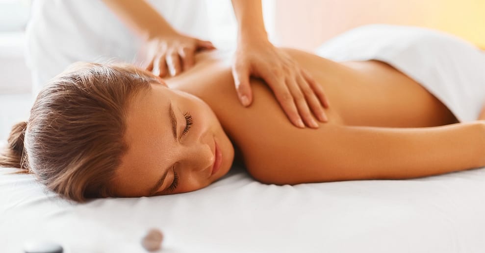 30 Min. Rückenmassage / Aromaöl-Massage / Fußreflexzonen-Massage Essen OXGE.com Special Offers, Deals & Discounts in Germany