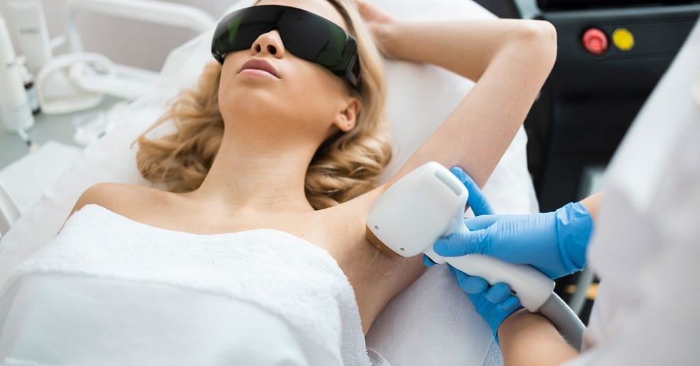 3x Laser-Haarentfernung an kleiner od. mittlerer/großer Zone nach Wahl Frankfurt OXGE.com Special Offers, Deals & Discounts in Germany