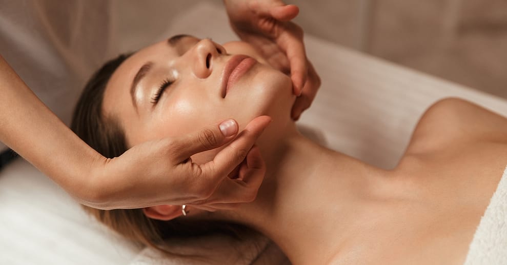 45 Min. oder 80 Min. Byonik-Gesichtsbehandlung für 1 Person Frankfurt OXGE.com Special Offers, Deals & Discounts in Germany