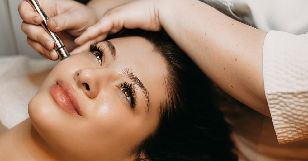 60 Min. Diamant-Mikrodermabrasion inkl. Hyaluron-Einschleusung und Maske bei Bellissima (50% sparen* Hamburg OXGE.com Special Offers, Deals & Discounts in Germany