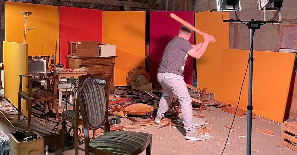 Adrenalinkick: 1 Std. Rage & Smash Spaß für bis zu 3 Personen Stuttgart OXGE.com Special Offers, Deals & Discounts in Germany