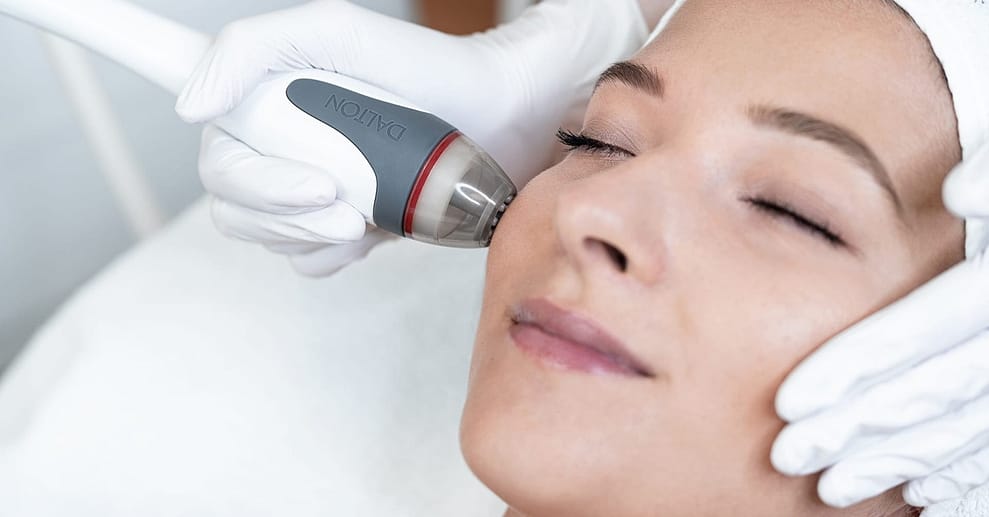 Aqua-Facial-Gesichtsbehandlung Frankfurt OXGE.com Special Offers, Deals & Discounts in Germany