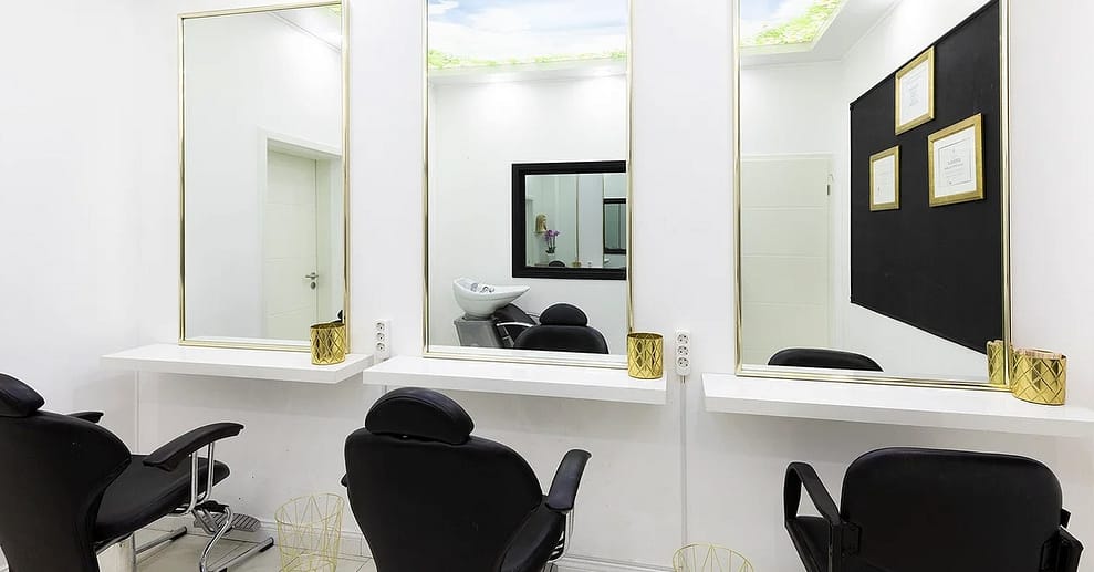 Augenbrauen- / Wimpern-Lifting Hamburg OXGE.com Special Offers, Deals & Discounts in Germany