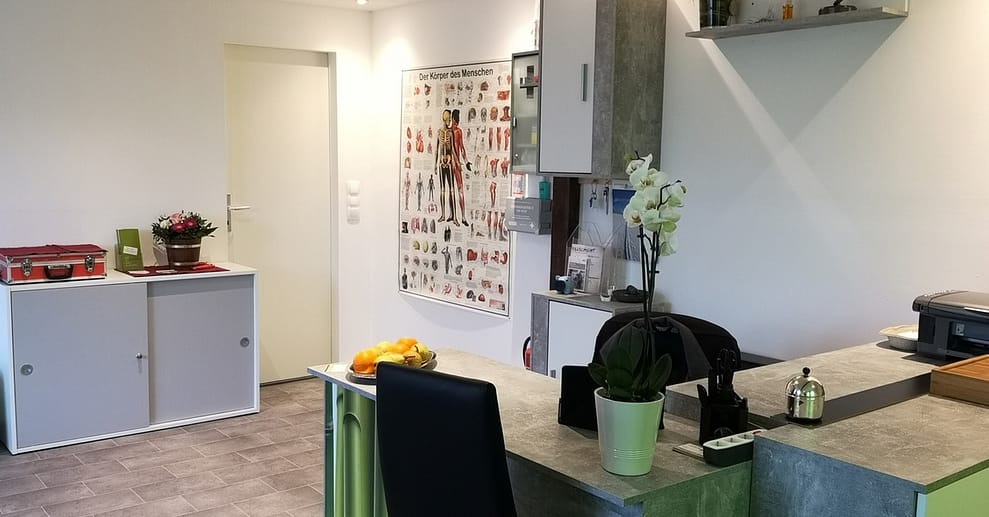 Bis zu 44% Rabatt auf den Massage – Klassisch bei Sitz Der Menschenhandwerkerin Berlin OXGE.com Special Offers, Deals & Discounts in Germany
