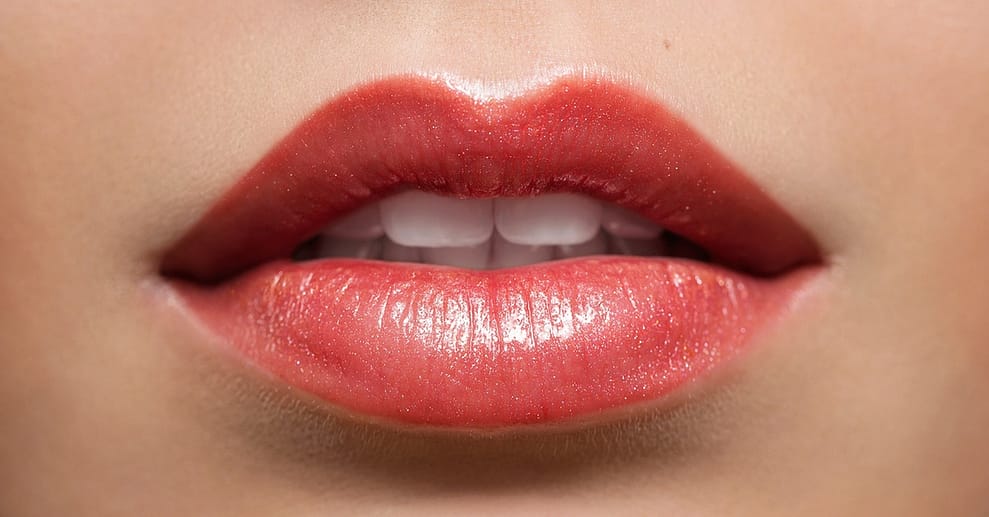 Bis zu 70% Rabatt auf den Make-up – Permanent bei Santosha Natural Skincare München OXGE.com Special Offers, Deals & Discounts in Germany