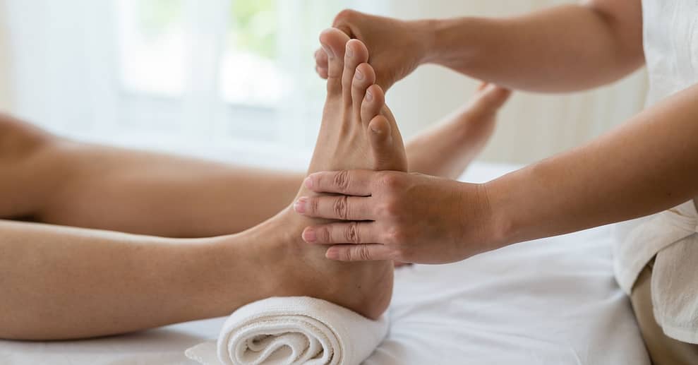 Entspannungspaket für die Füße mit Fußreflexzonen-Massage und mehr Düsseldorf OXGE.com Special Offers, Deals & Discounts in Germany