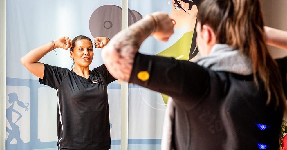 Fit bleiben: 3x oder 5x EMS-Personal-Trainingseinheiten für 1 Person Düsseldorf OXGE.com Special Offers, Deals & Discounts in Germany