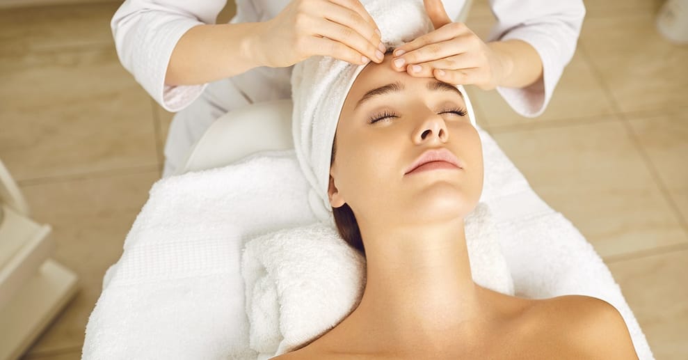 Gesichtsbehandlung mit BeautyLight Plus Bielefeld OXGE.com Special Offers, Deals & Discounts in Germany