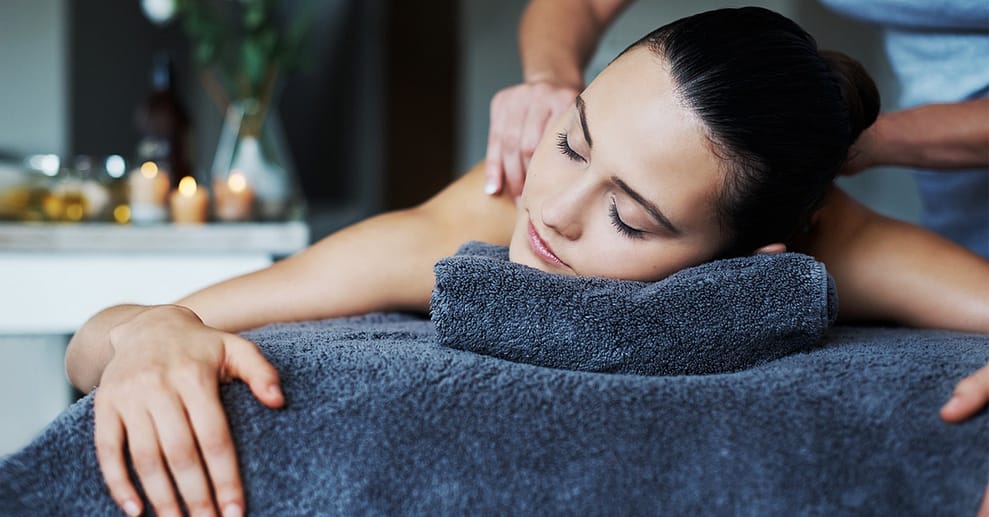 Gesichtsbehandlung mit Schulter-Nacken-Massage Dresden OXGE.com Special Offers, Deals & Discounts in Germany