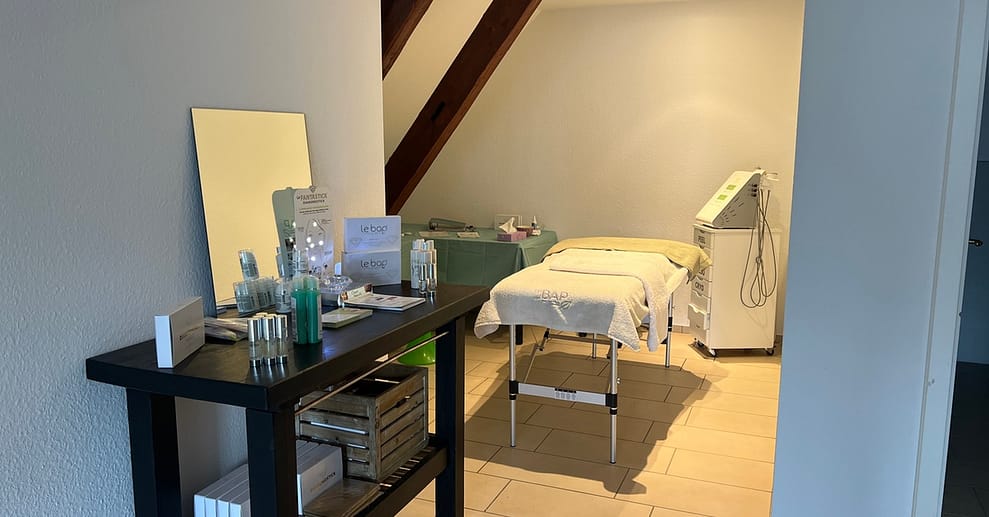 Kosmetische Gesichtsbehandlung – Köln OXGE.com Special Offers, Deals & Discounts in Germany