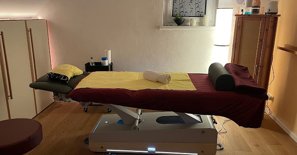 Lomi Lomi Nui Ganzkörpermassage / Rücken-Massage / Gesichts-Massage Bremen OXGE.com Special Offers, Deals & Discounts in Germany