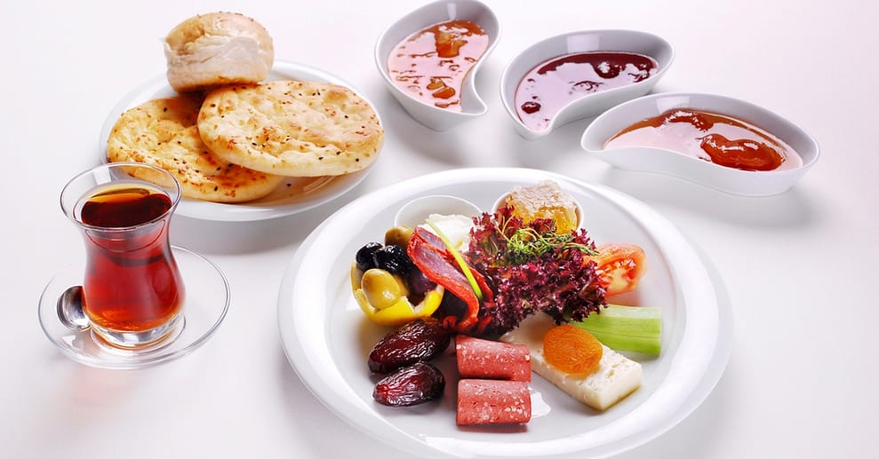 Mediterranes Frühstück inkl. 1 Tasse türkischen Tee für 1 -4 Personen Berlin OXGE.com Special Offers, Deals & Discounts in Germany