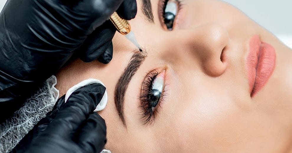 Permanent Make-up für Wimpernkranzverdichtung oder Microblading bei The Club Cosmetic (bis zu 33% sp München OXGE.com Special Offers, Deals & Discounts in Germany