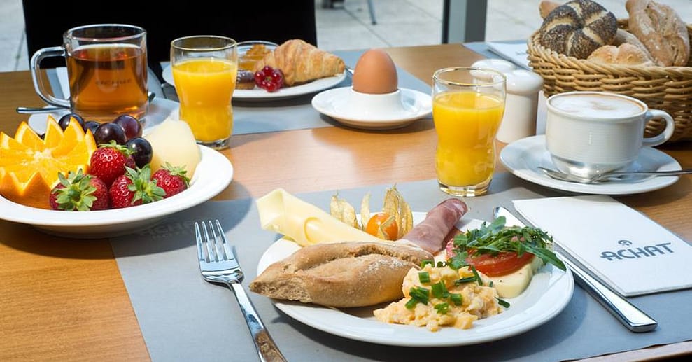 Schlemmern und genießen: Frühstücksbuffet inkl. einem Glas Sekt München OXGE.com Special Offers, Deals & Discounts in Germany