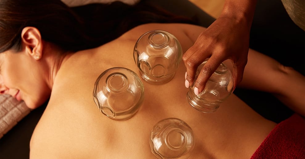 Rücken-Schröpf-Massage für Damen Düsseldorf OXGE.com Special Offers, Deals & Discounts in Germany